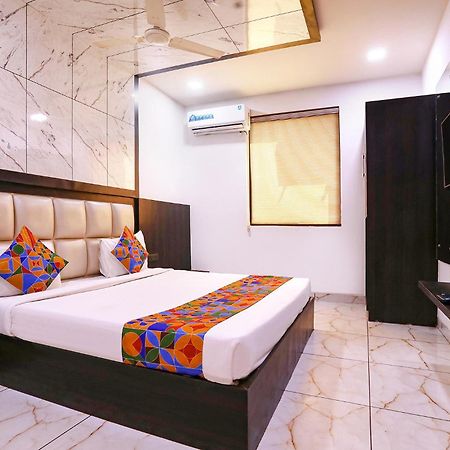 Fabhotel Grand Sparrow Tājganj Exterior photo