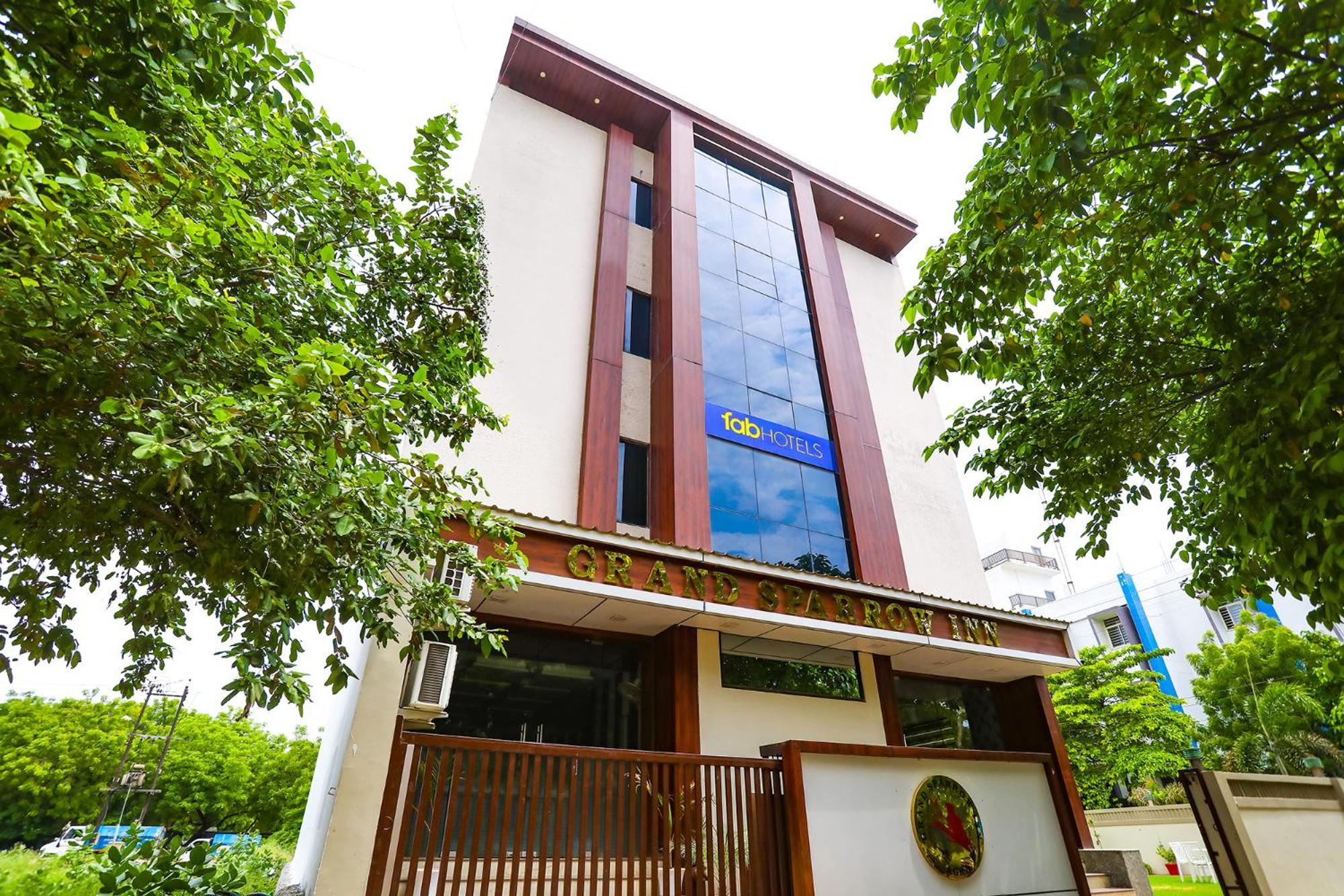 Fabhotel Grand Sparrow Tājganj Exterior photo