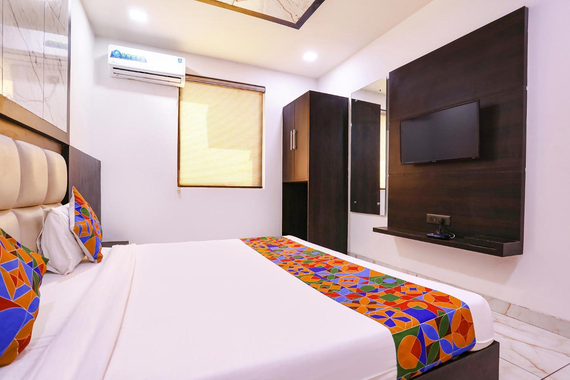 Fabhotel Grand Sparrow Tājganj Exterior photo