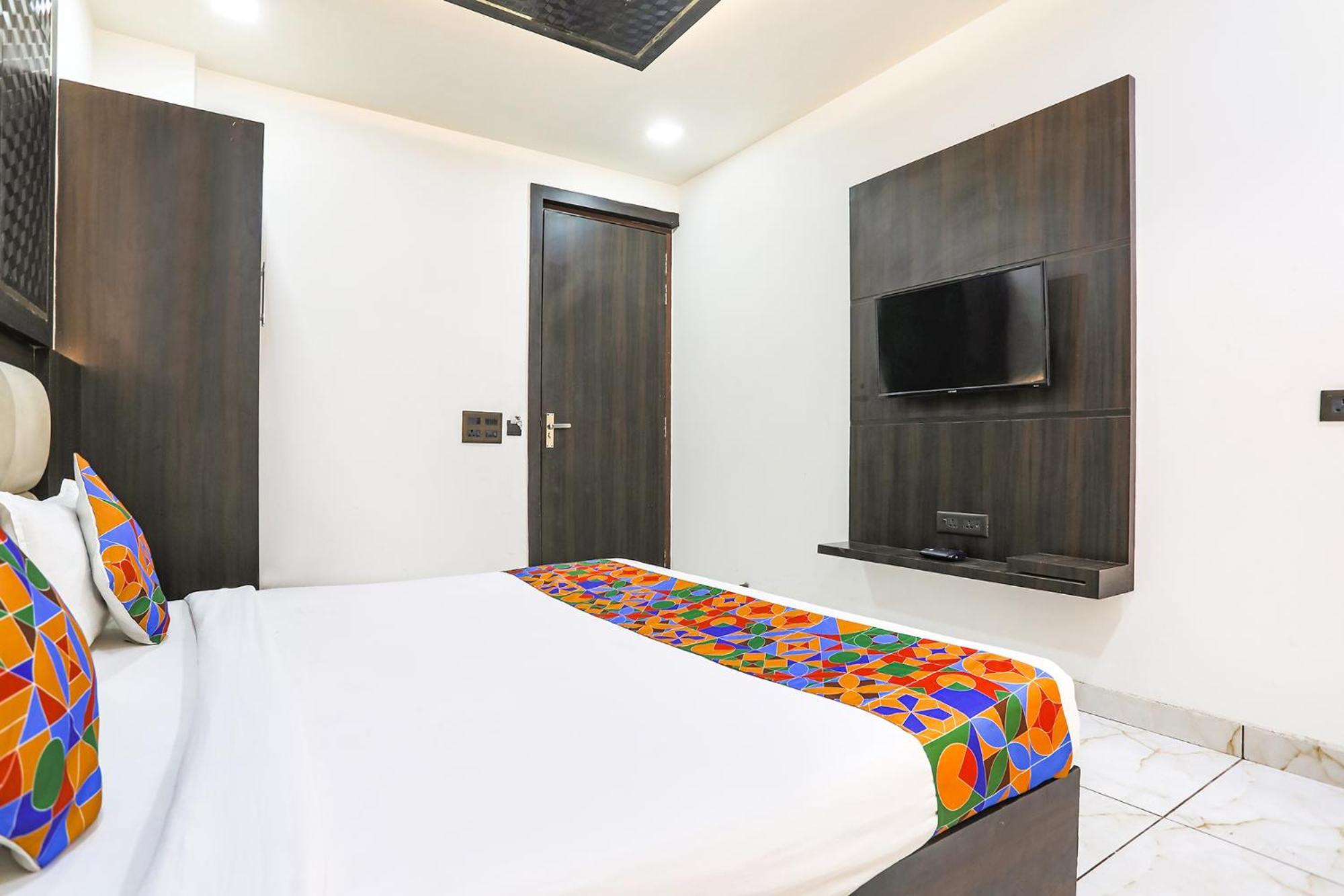 Fabhotel Grand Sparrow Tājganj Exterior photo
