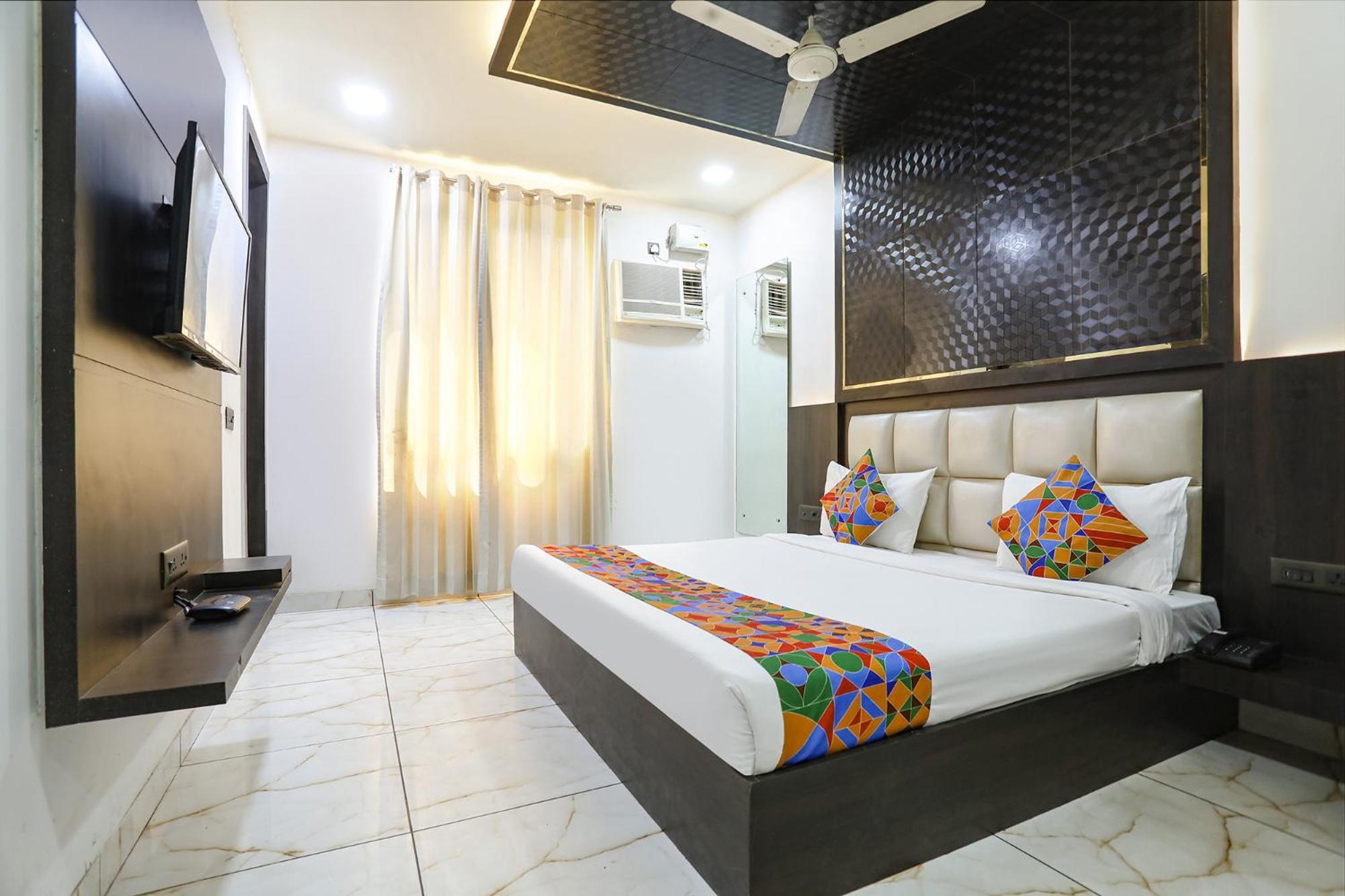 Fabhotel Grand Sparrow Tājganj Exterior photo